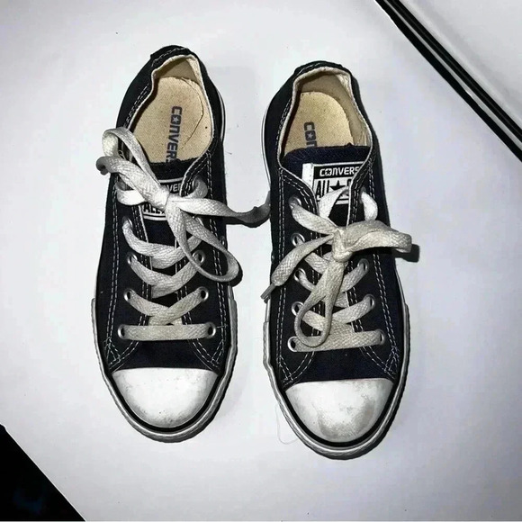 Converse Chuck Taylor all star shoes youth size 1 Grey & White Barely Worn - Picture 2 of 7